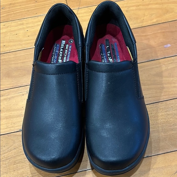 Skechers Men's Black Slip-On Shoes size 9 - Picture 1 of 6